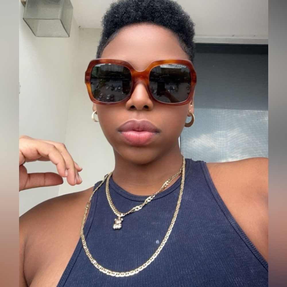 ๐ฏ - Authentic- New - GUCCI Shiny Havana Square Sunglasses
GG0036S 003 54 - Picture 3 of 13